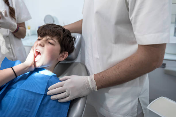Best Emergency Tooth Extraction in Conehatta, MS